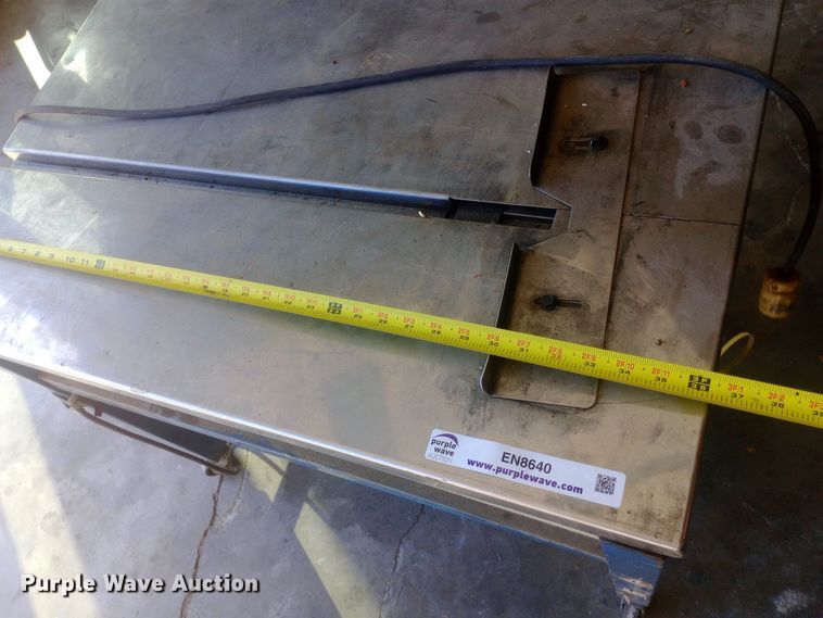 image for item EN8640 (2) plastic banding machines