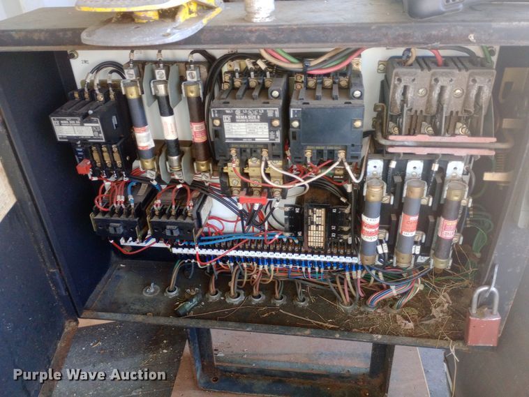 image for item EN8640 (2) plastic banding machines