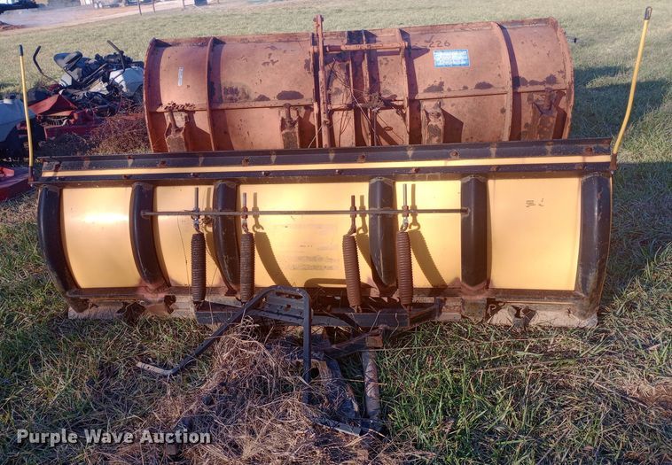 image for item EN8644 8' W snow plow 