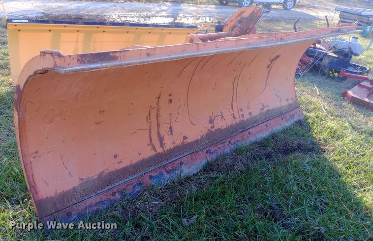 image for item EN8645 Henke snow plow