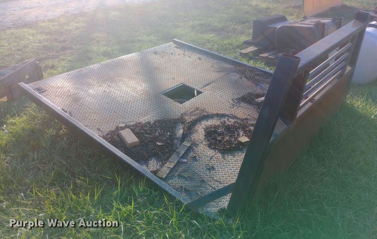 image for item EN8647 Flat bed