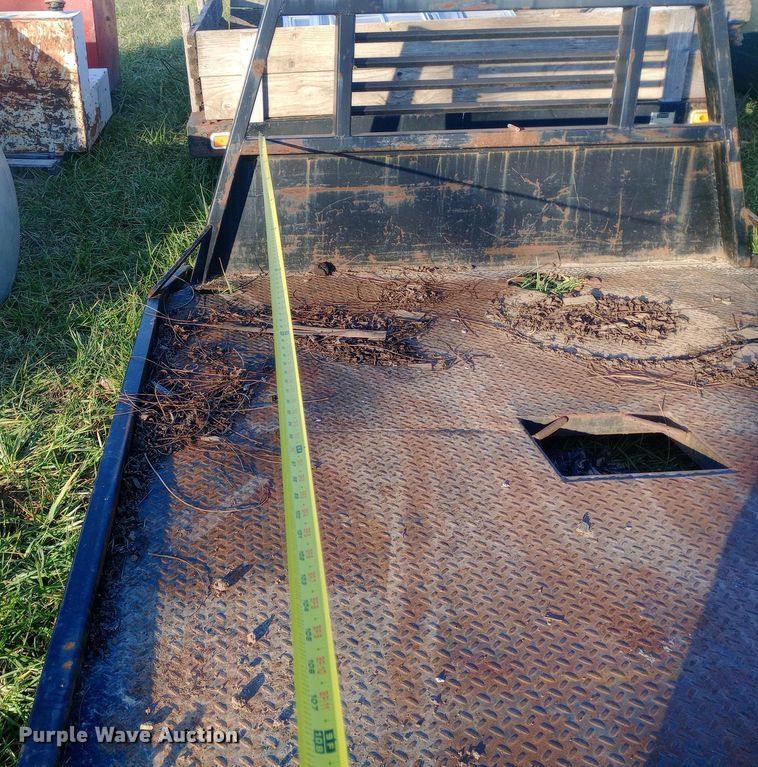 image for item EN8647 Flat bed