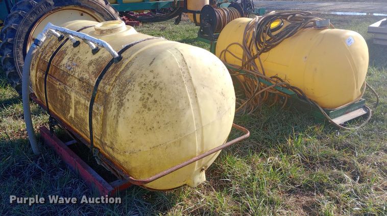 image for item EN8649 (2) sprayer tanks