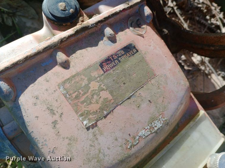 image for item EN8649 (2) sprayer tanks