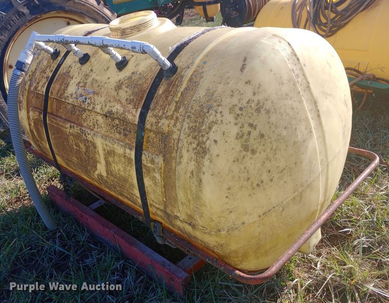 image for item EN8649 (2) sprayer tanks