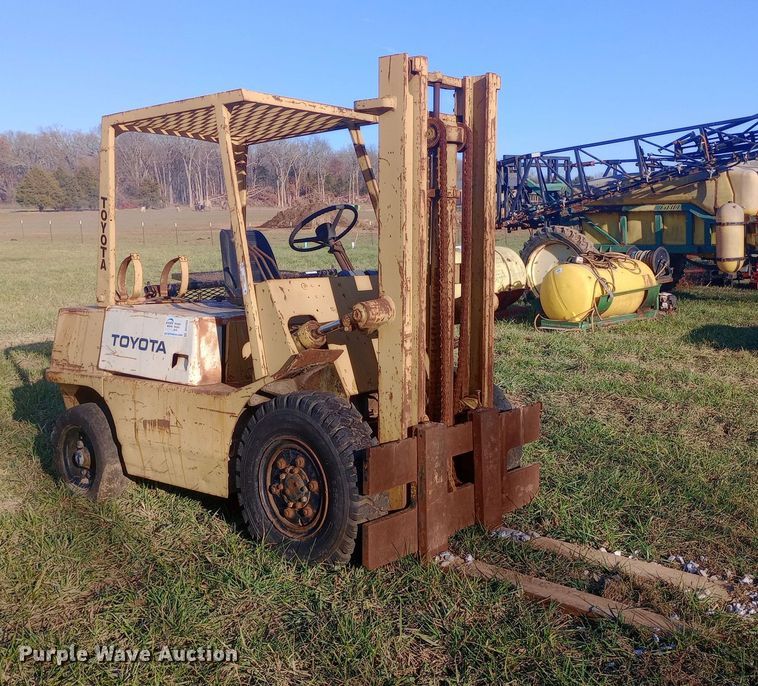 image for item EN8651 Toyota forklift