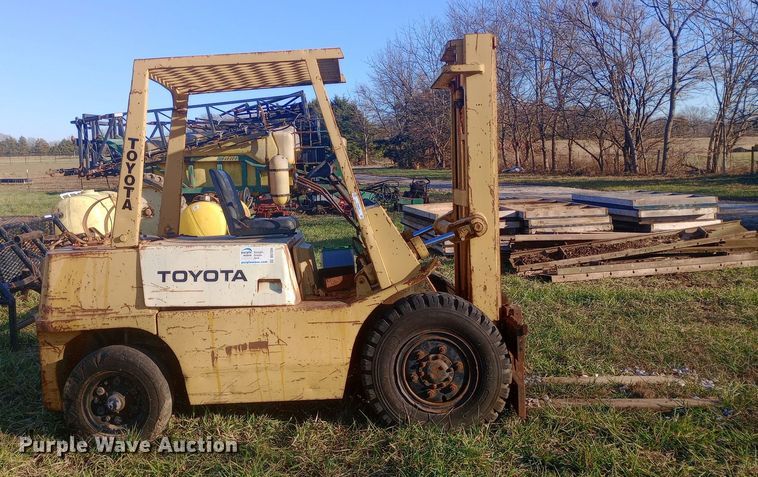 image for item EN8651 Toyota forklift