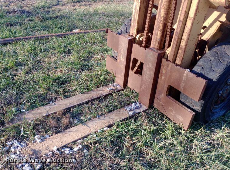 image for item EN8651 Toyota forklift