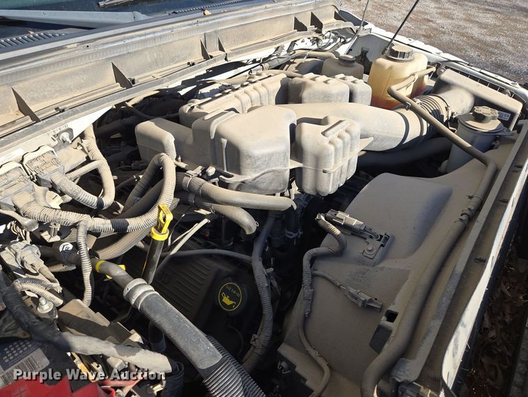 image for item EQ3858 2016 Ford F350 Super Duty XL pickup truck