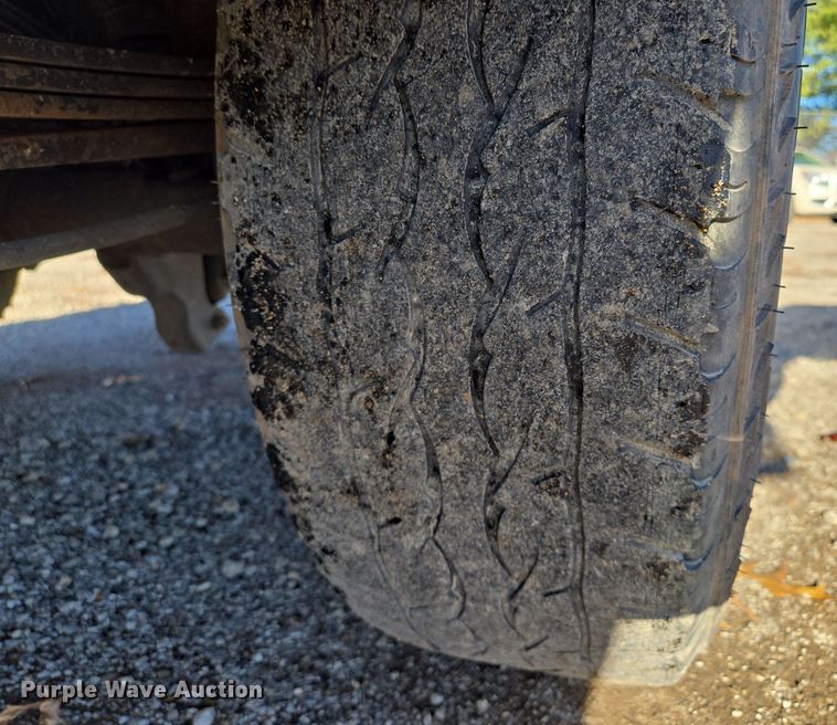 image for item EQ3858 2016 Ford F350 Super Duty XL pickup truck