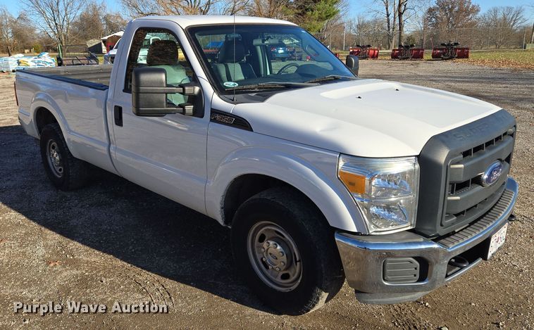 image for item EQ3859 2015 Ford F350 Super Duty XL pickup truck