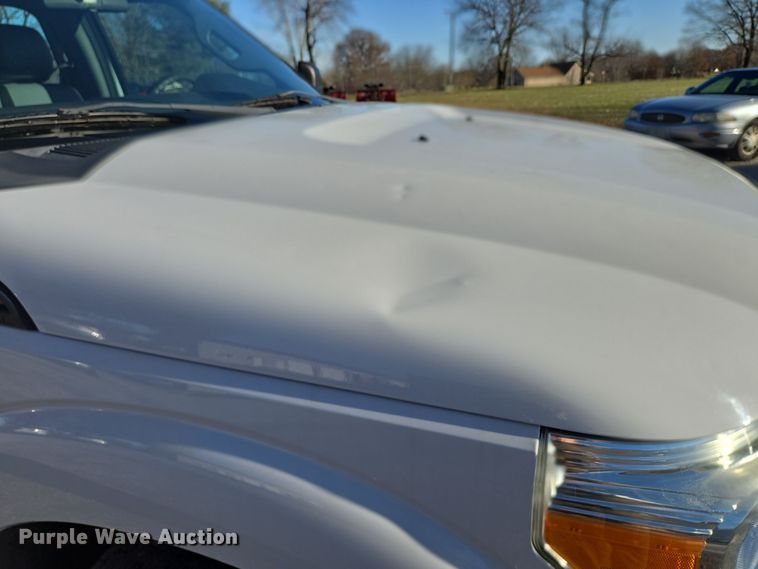 image for item EQ3859 2015 Ford F350 Super Duty XL pickup truck