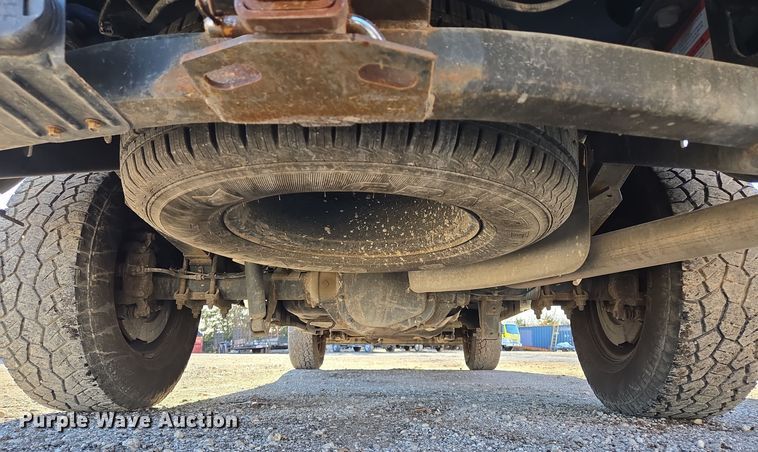 image for item EQ3859 2015 Ford F350 Super Duty XL pickup truck