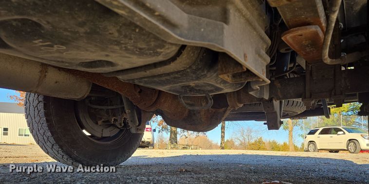 image for item EQ3859 2015 Ford F350 Super Duty XL pickup truck