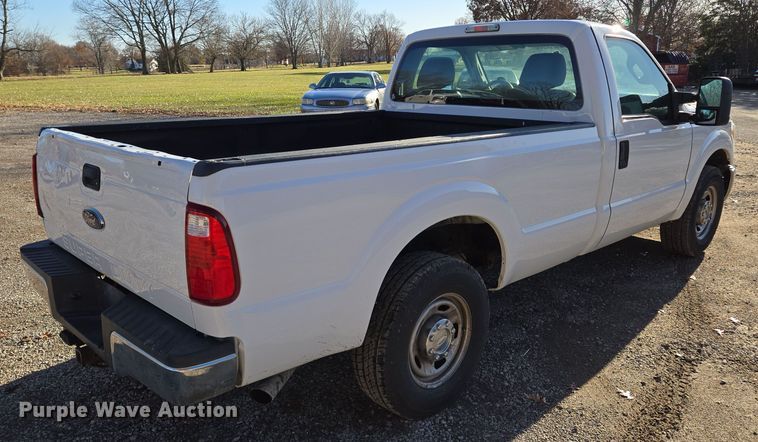 image for item EQ3860 2014 Ford F350 Super Duty XL pickup truck