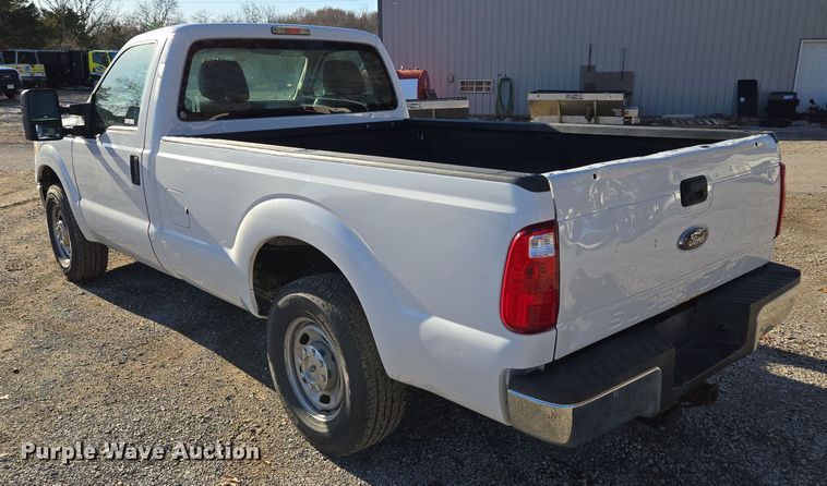 image for item EQ3860 2014 Ford F350 Super Duty XL pickup truck