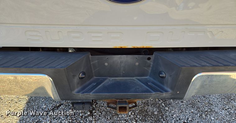 image for item EQ3860 2014 Ford F350 Super Duty XL pickup truck