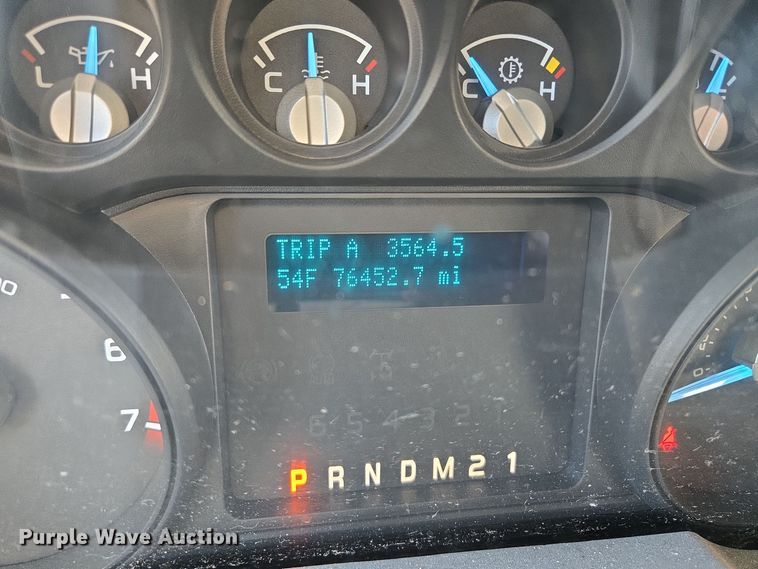 image for item EQ3860 2014 Ford F350 Super Duty XL pickup truck