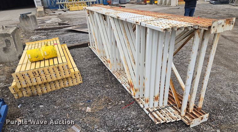 image for item EQ3864 T-bolt pallet racking 