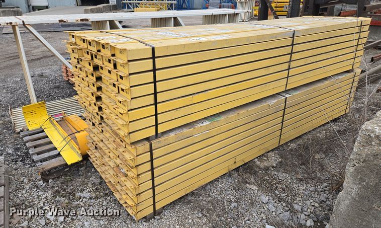 image for item EQ3865 T-bolt pallet racking 