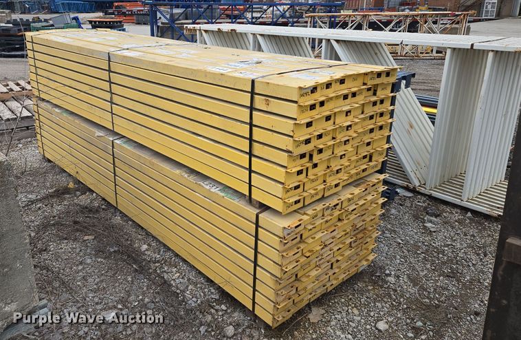 image for item EQ3865 T-bolt pallet racking 