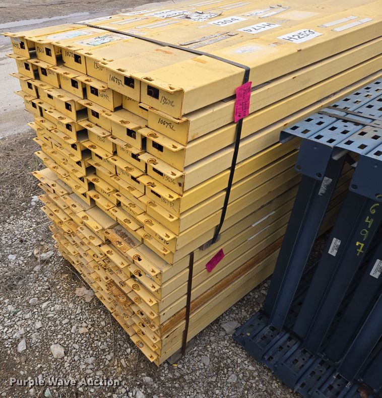 image for item EQ3865 T-bolt pallet racking 