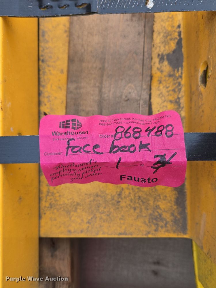 image for item EQ3865 T-bolt pallet racking 