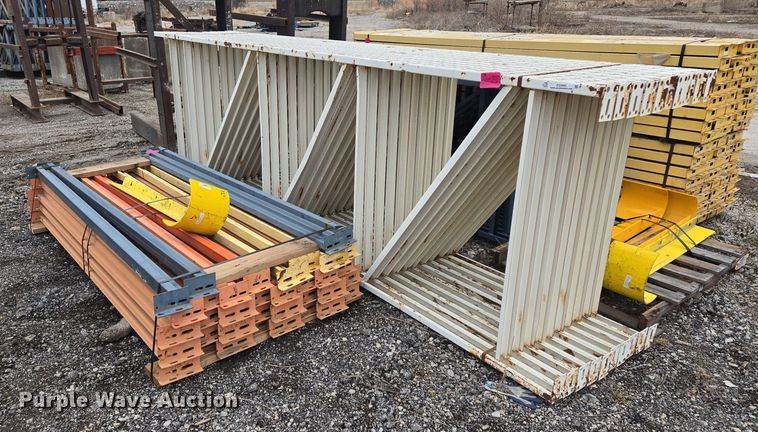 image for item EQ3866 T-bolt pallet racking 