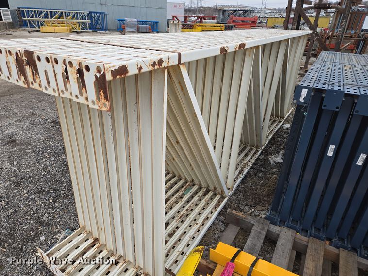 image for item EQ3866 T-bolt pallet racking 