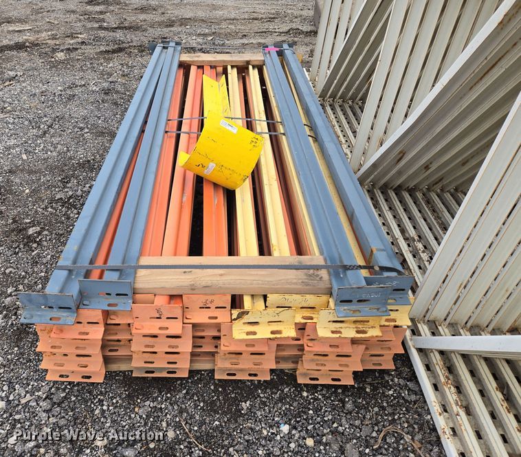 image for item EQ3866 T-bolt pallet racking 