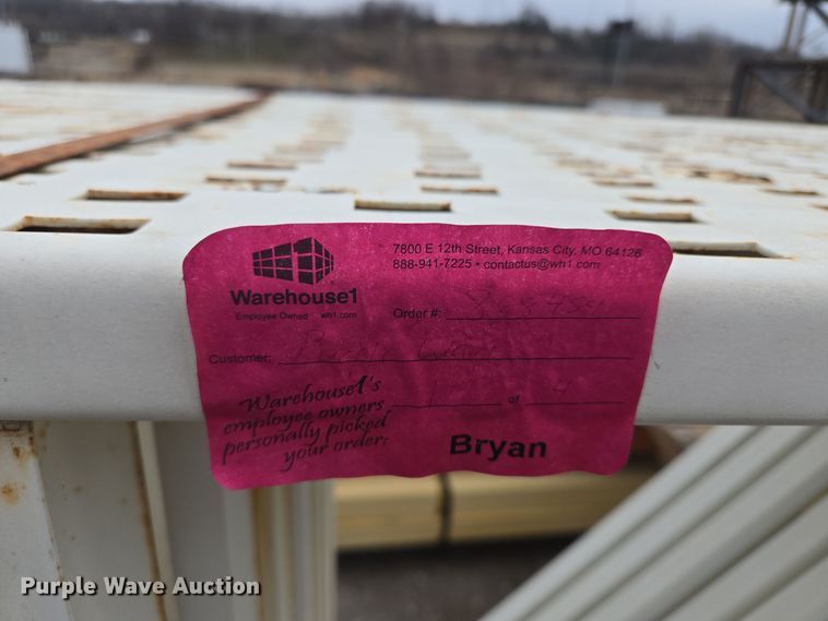 image for item EQ3867 T-bolt pallet racking 