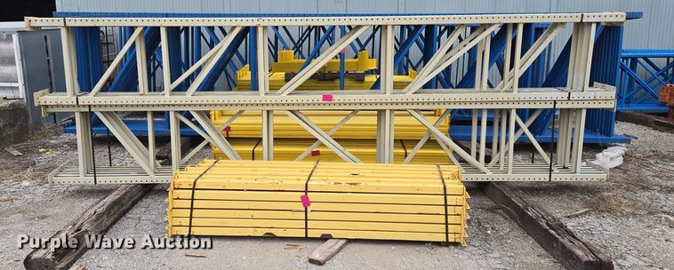 image for item EQ3868 Teardrop pallet racking