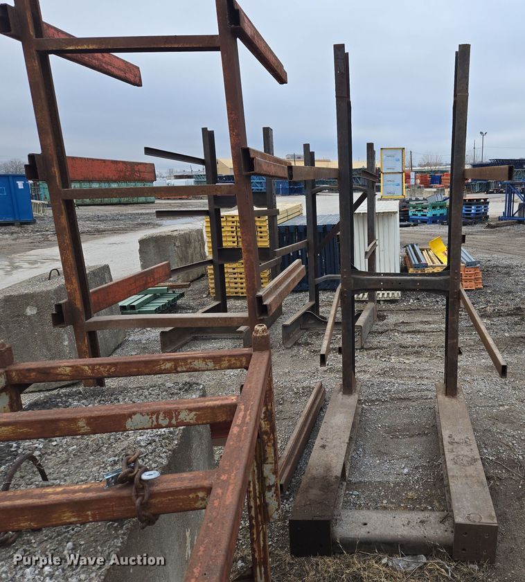 image for item EQ3869 Cantilever racking 