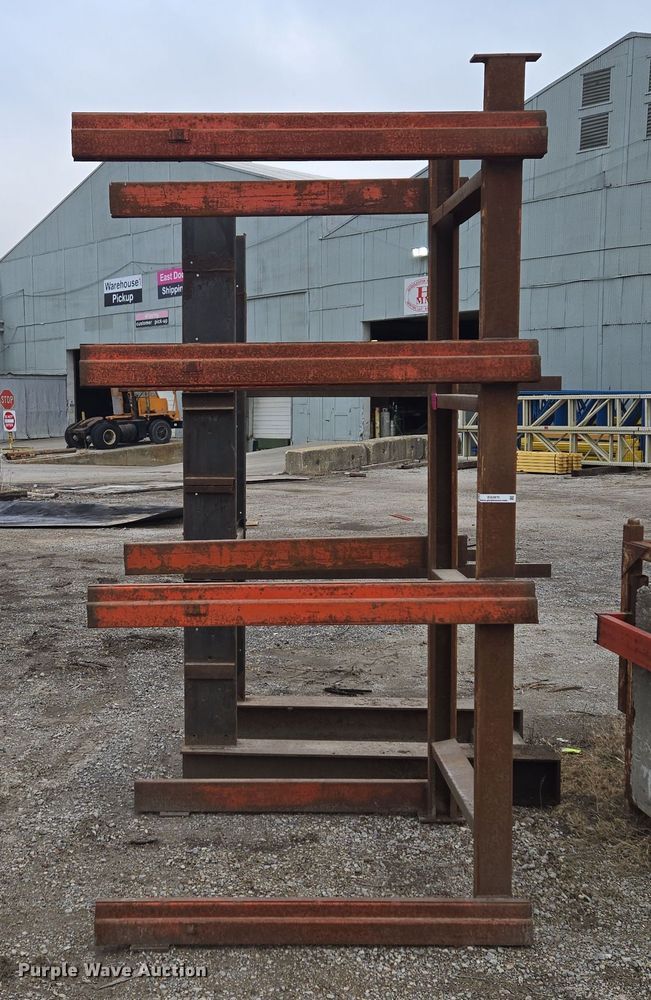 image for item EQ3870 Cantilever rack 