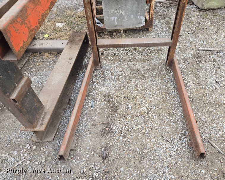 image for item EQ3870 Cantilever rack 