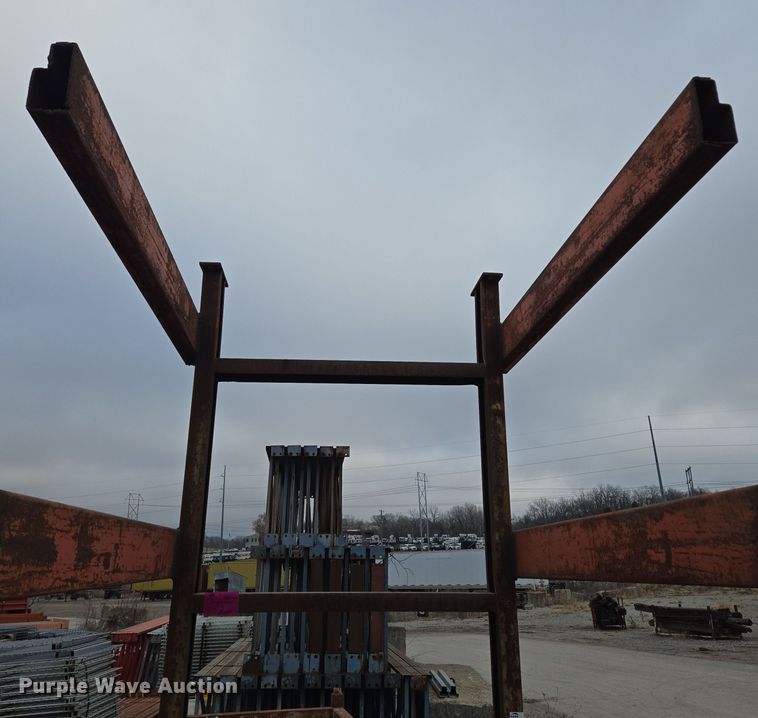 image for item EQ3870 Cantilever rack 