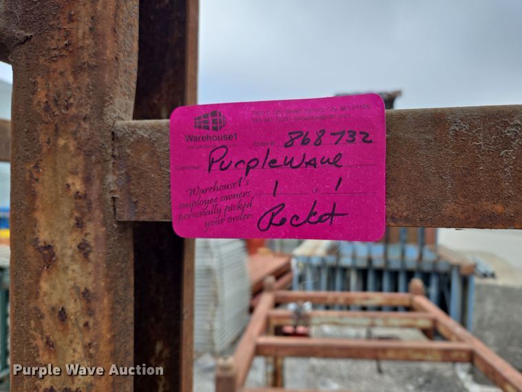 image for item EQ3870 Cantilever rack 