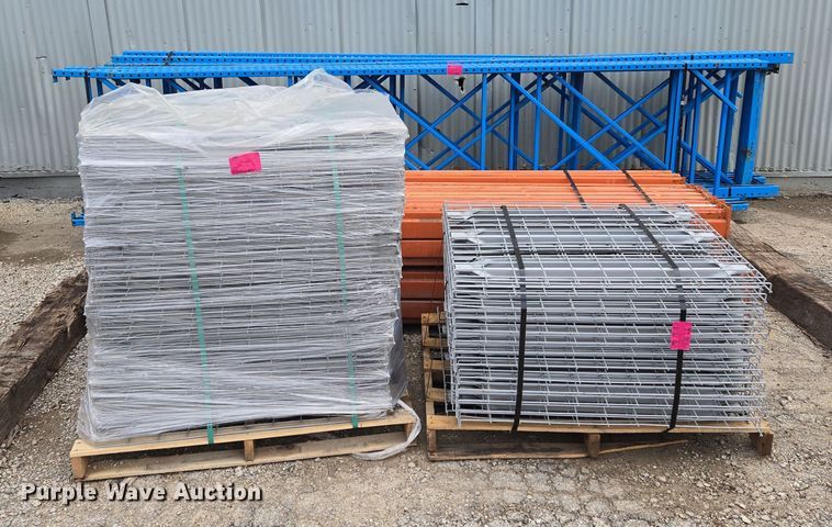 image for item EQ3871 Teardrop pallet racking