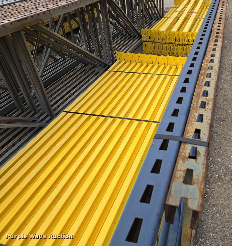 image for item EQ3874 Keystone  pallet racking