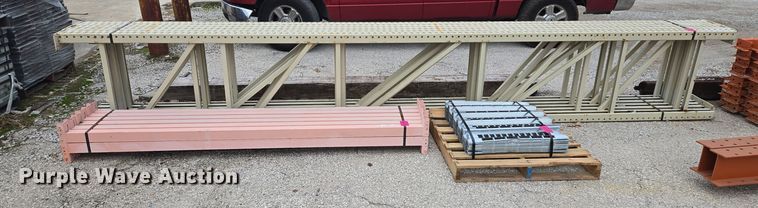 image for item EQ3875 Teardrop pallet racking