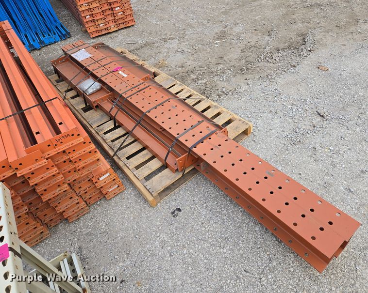 image for item EQ3876 Cantilever rack 