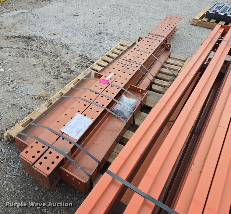 image for item EQ3876 Cantilever rack 