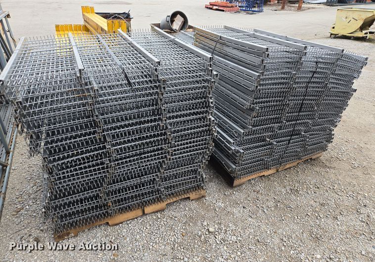 image for item EQ3879 Keystone  pallet racking 