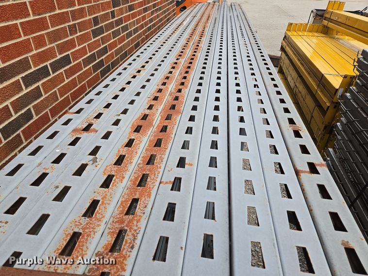 image for item EQ3879 Keystone  pallet racking 