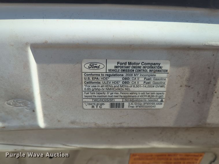 image for item ER1012 2008 Ford F350 Super Duty  shuttle bus