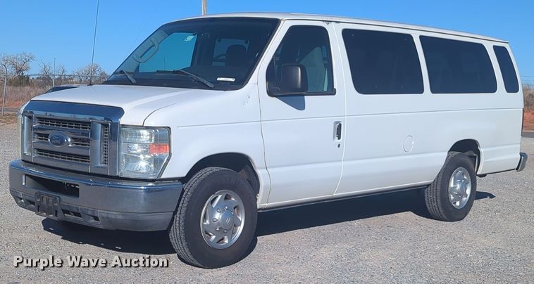 image for item ER1013 2010 Ford E350 Super Duty van