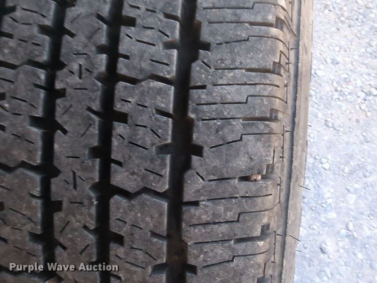 image for item ER1013 2010 Ford E350 Super Duty van