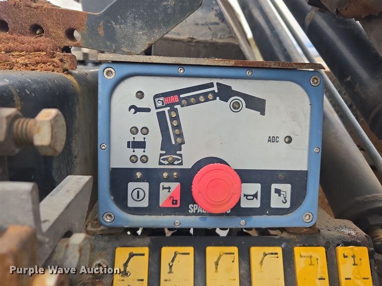 image for item ER5049 2013 Dodge Ram 5500 flatbed truck