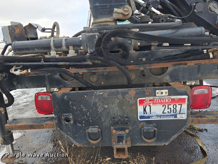 image for item ER5049 2013 Dodge Ram 5500 flatbed truck