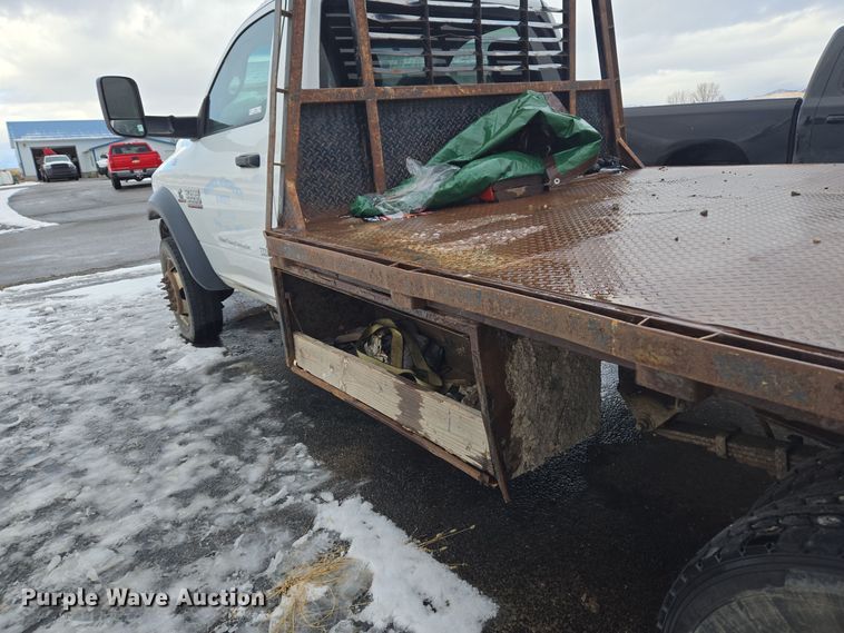 image for item ER5049 2013 Dodge Ram 5500 flatbed truck